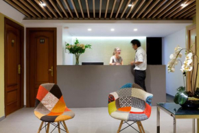 Отель Hostal Astoria  Мадрид